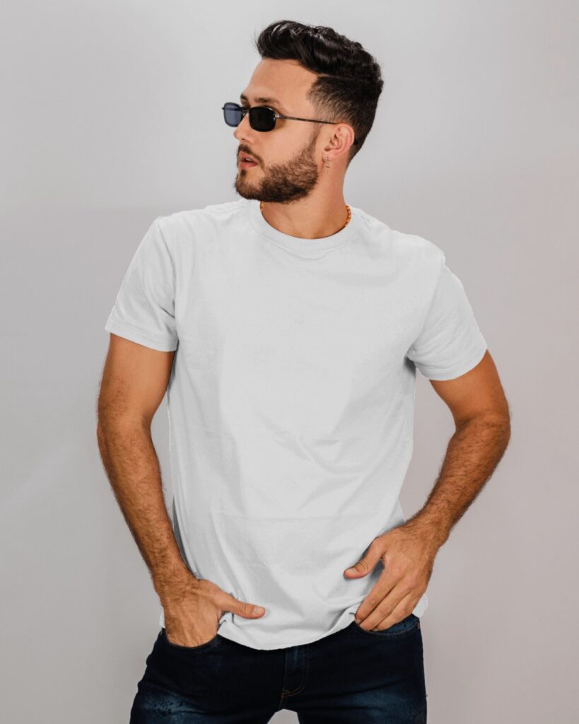 10 Most Manly Color T-Shirts For Wardrobe (Most Masculine Colors)