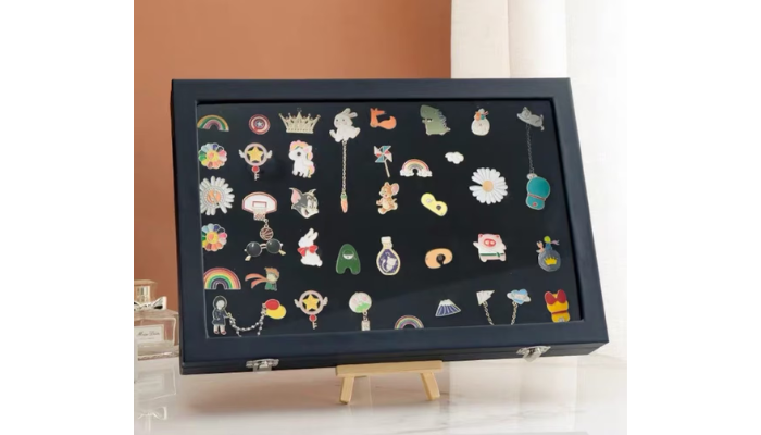 handmade box pins sticker display ideas