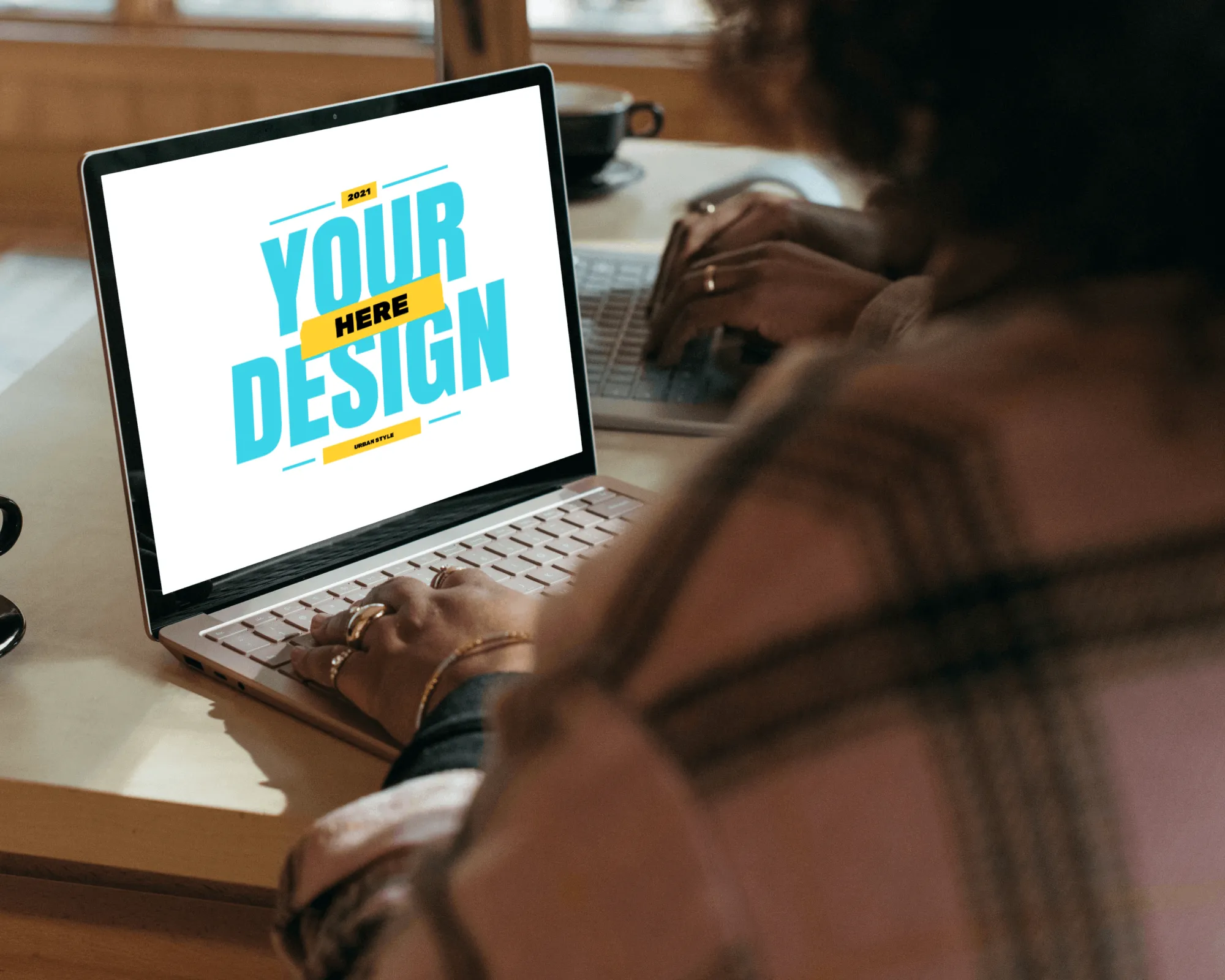 free laptop mockup design template