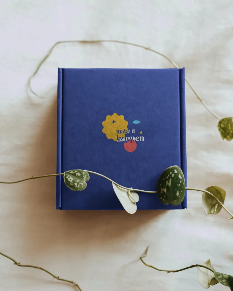 free box mockup generator
